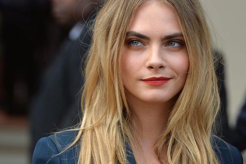 Cara Delevingne là siêu mẫu kiếm tiền nhiều nhất nước Anh
