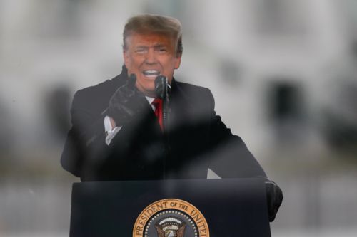 Tu chính án thứ 25 có thể tước quyền của ông Trump hay không?