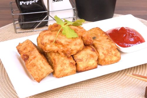 Trứng hấp thịt chiên giòn