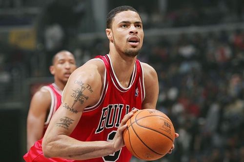 VĐV từng nhận 187 triệu USD thất nghiệp ở NBA
