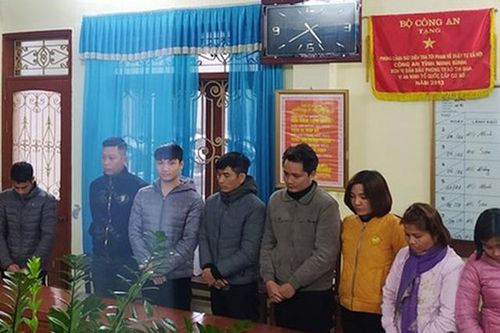 Bắt 10 nghi phạm đường dây đánh bạc 'khủng', gần 2,8 tỉ đồng/ngày