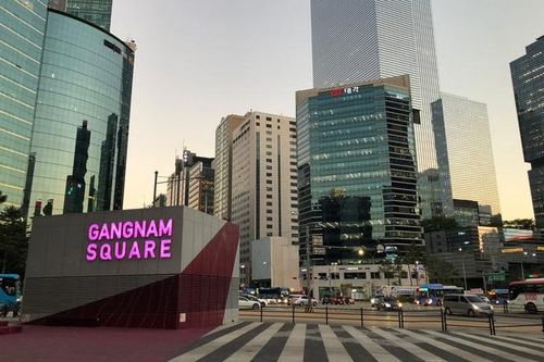 Gangnam, Myeongdong, Boseong đều là những địa danh có thật trong 'Penthouse'