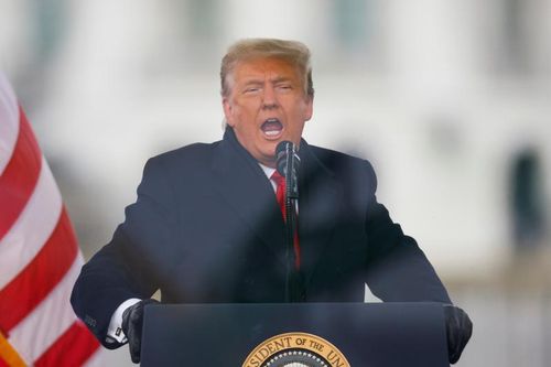 Ông Trump bất ngờ dịu giọng trong video mới nhất trên Twitter