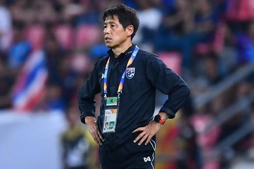 Kình địch của Việt Nam tung 'cờ trắng' ở AFF Cup và SEA Games