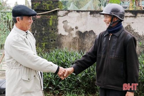 Ông bí thư chi bộ 'gõ từng nhà' xây dựng đô thị văn minh ở TX Kỳ Anh