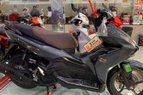 Honda Air Blade tiếp tục giảm giá mạnh dịp cận Tết