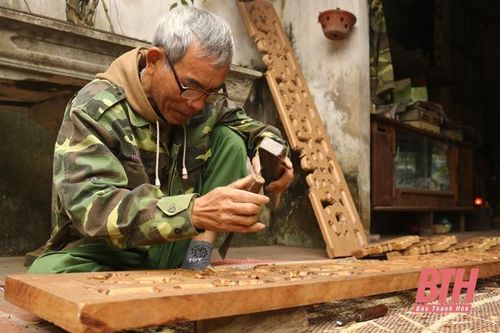 Người giữ lửa nghề mộc Đạt Tài