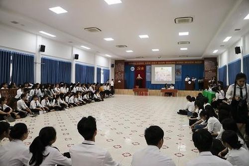 Trường Đại học Nha Trang tổ chức thi Rung chuông vàng tìm hiểu pháp luật