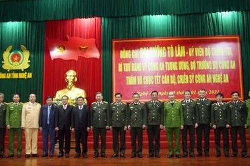 Phát huy truyền thống quê hương Xô Viết anh hùng, gặt hái thành tích đặc biệt năm 2021