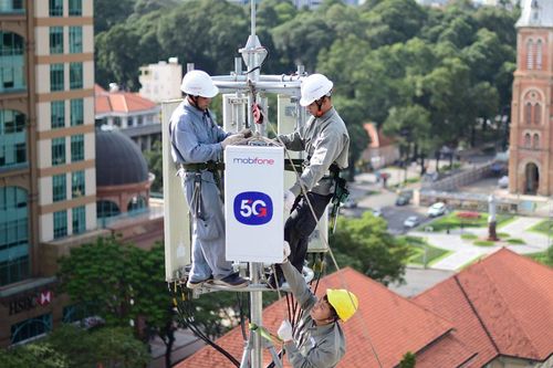 Xem xét, triển khai diện rộng dịch vụ 5G trong năm 2021
