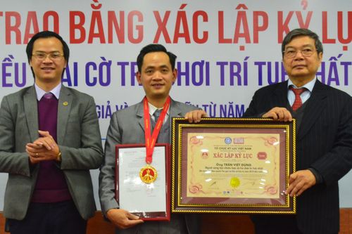 Kỷ lục gia Việt Nam mong Cờ Bóng đá được phổ biến thế giới