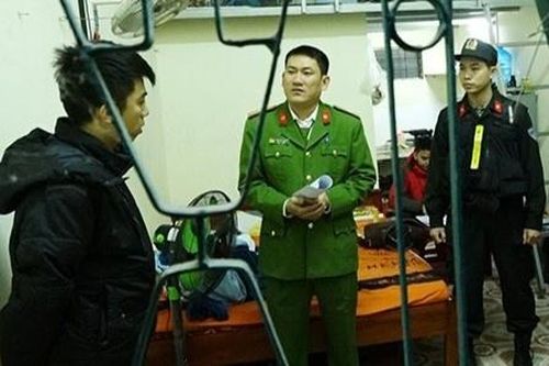 Triệt phá 10 băng tín dụng đen cho vay lãi suất 365%/năm