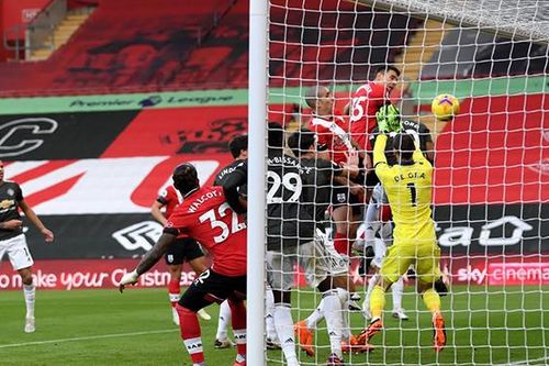 Trực tiếp bóng đá MU vs Watford: Vì sao MU hay thua tình huống cố định?