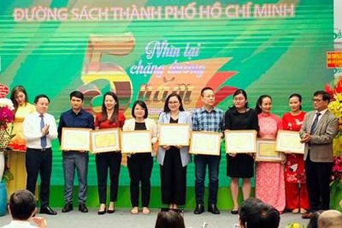 Hơn 11,5 triệu lượt khách tham quan, đọc và mua sách