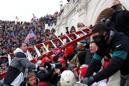 Vụ bạo loạn tại Quốc hội Mỹ: Ông Trump bị điều tra