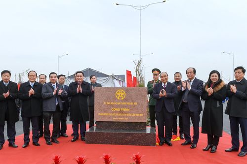 Thủ tướng Nguyễn Xuân Phúc cắt băng khánh thành nút giao Vành đai 3 với cao tốc Hà Nội – Hải Phòng