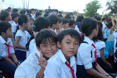 Cắt phụ cấp của giáo viên đảo Lý Sơn: Cắt nguồn động viên, khích lệ