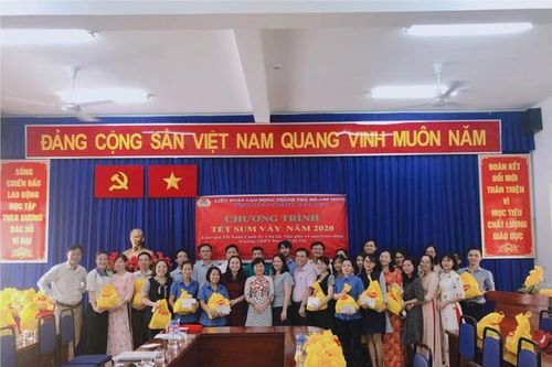 Thưởng Tết của ngành giáo dục TPHCM dự kiến... giảm