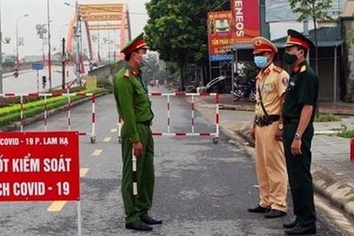 Một năm COVID... không buồn