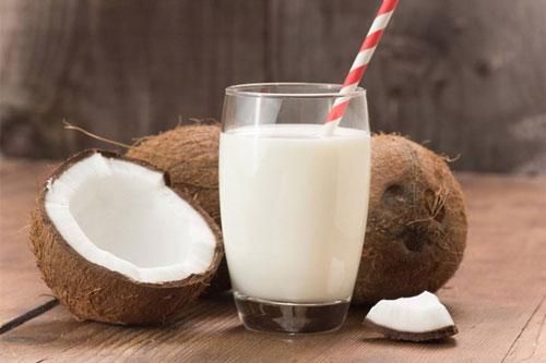 Tác dụng của nước cốt dừa đối với sức khỏe