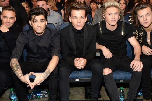 Cùng điểm lại sự nghiệp solo của từng chàng trai tài năng One Direction qua các thông số thú vị nhé