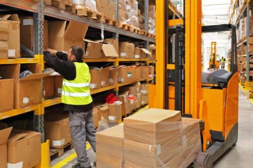 Xuất khẩu hàng hóa xuyên biên giới trong bối cảnh kinh doanh bình thường mới