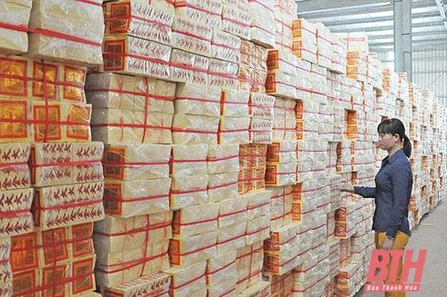 Huyện Quan Hóa gắn chế biến lâm sản với phát triển vùng nguyên liệu