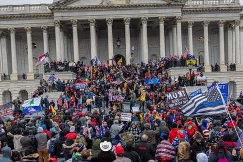 Nhiều người ủng hộ Tổng thống Donald Trump mất việc