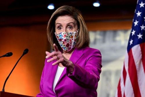 Chủ tịch Hạ viện Pelosi yêu cầu đảm bảo ông Trump không thể tấn công hạt nhân