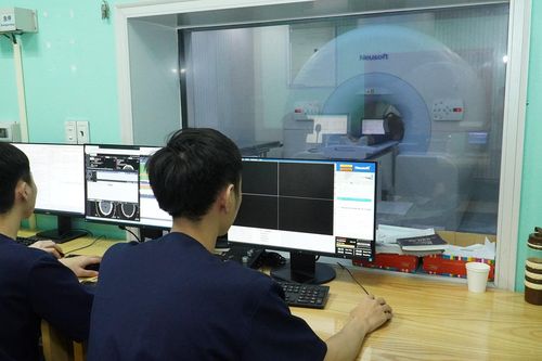 Ngất 5 phút, tỉnh dậy mới biết bị u màng não
