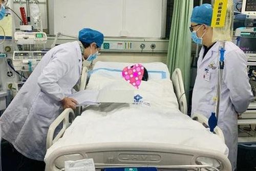 Nữ giáo viên hôn mê, tiểu không tự chủ, huyết tương giống như sữa dâu chỉ vì ngày nào cũng uống một thứ đồ uống