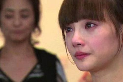 Chồng mất đã lâu nhưng mẹ chồng vẫn quan tâm nàng dâu, chị vợ đứng không vững khi biết sự thật phía sau vẻ tử tế