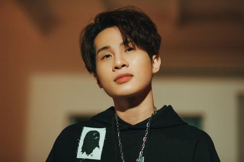 Lời bài hát của JACK được đưa vào đề thi Ngữ văn: Sáng tạo, mới lạ nhưng gây tranh cãi