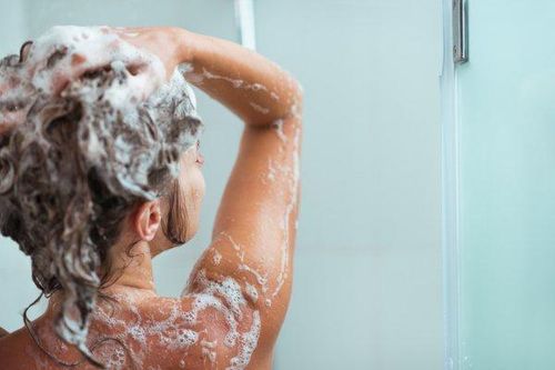 3 điều cần lưu ý khi tắm vào ngày rét đậm