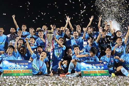 Đánh bại đội bầu Đức, nhà vô địch SV-League 2020 được thưởng thêm 300 triệu đồng