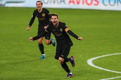Messi tiếp tục 'lên đồng', HLV Koeman nói sự thật Barca