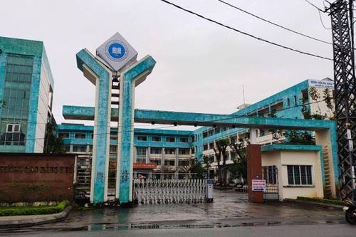Giảng viên bị cảnh cáo vì nhận 40 triệu đồng của sinh viên