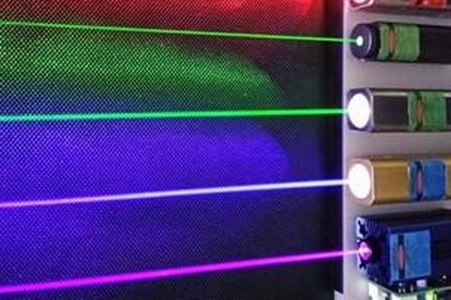 Iran đã chế tạo thành công thiết bị laser công suất cao