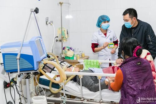 Nghệ An: Bệnh nhân đột quỵ, viêm phổi tăng do rét đậm rét hại