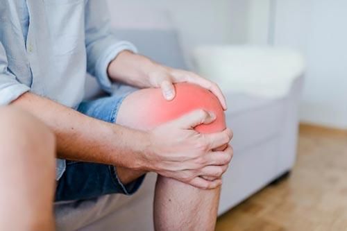 Sai lầm khiến bệnh xương khớp nặng hơn trong mùa đông