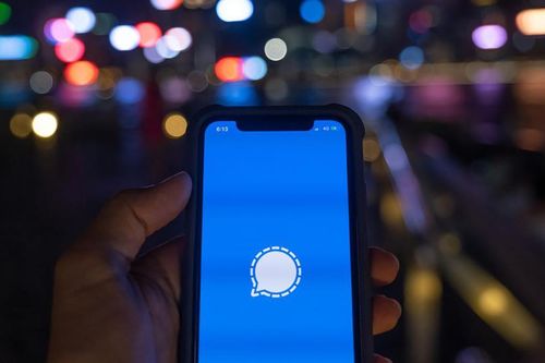 Hay không bằng hên: Công ty vô danh phất như diều gặp gió vì trùng tên ứng dụng chat của Elon Musk