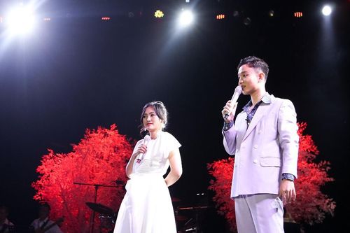 Hoàng Dũng thăng hoa cảm xúc cùng Nguyên Hà, Bùi Anh Tuấn trong concert 25