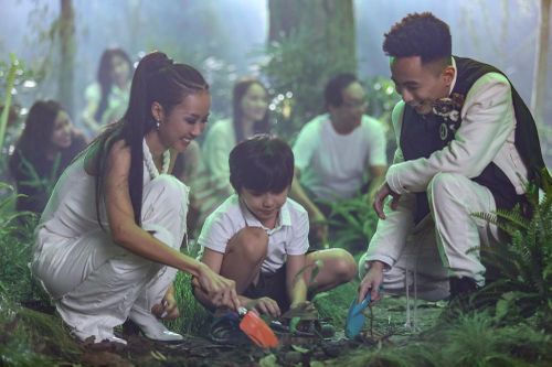 Thỏa lòng mong đợi của fan, Suboi cùng Rhymastic mang đến 'Cả Ngàn Lời Chúc' đây rồi!