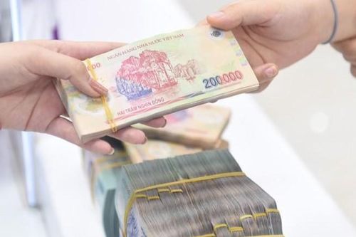 Chấp nhận lãi suất 'cắt cổ', bên cho vay tiền vẫn có thể bị xử lý hình sự