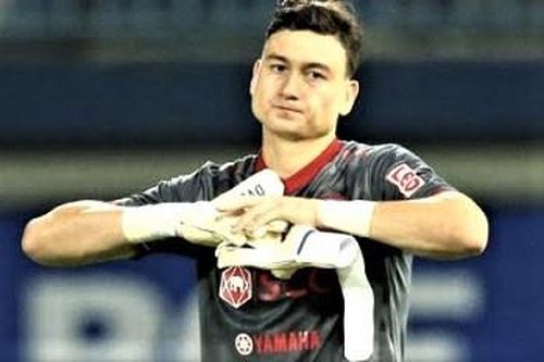 Muangthong muốn Văn Lâm trở lại tập luyện