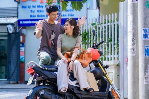 Có hay không việc 'chèn ép' phim ra rạp?