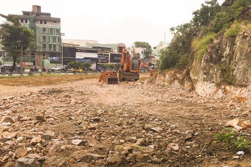 Dự án hoa viên TP Quy Nhơn (Bình Định): Tự ý xây dựng khi chưa có giấy phép