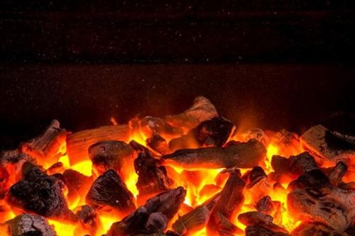 Sưởi than trong phòng kín khi ngủ, 2 chị em họ thương vong