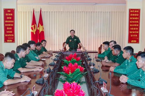 Tăng cường lực lượng quản lý, bảo vệ biên giới phòng, chống dịch Covid-19