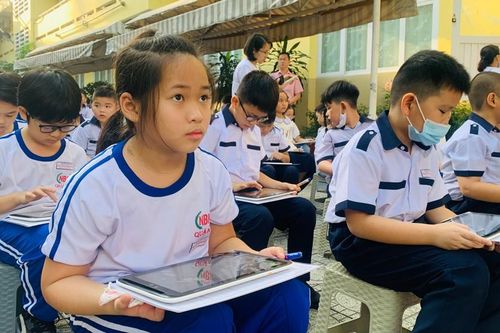 Học sinh trải nghiệm văn hóa, lịch sử TPHCM